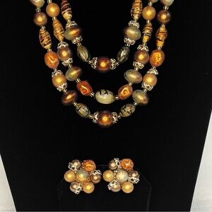VTG 3 Strand Beaded Necklace‎ Clip Earrings Swirled Lucite Japan EUC 
💥SALE💥